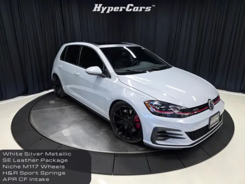 White 2018 Volkswagen Golf GTI 2.0T SE for sale in New Albany, IN