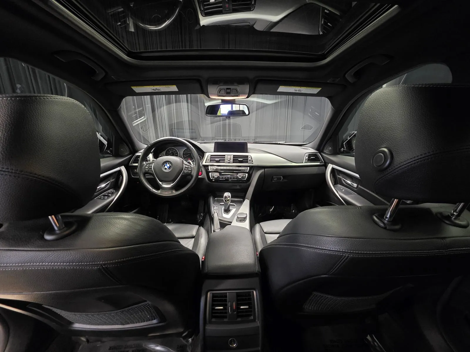 Photos of 2018 BMW 3 Series 340i xDrive for sale in New Albany, IN at HyperCars
