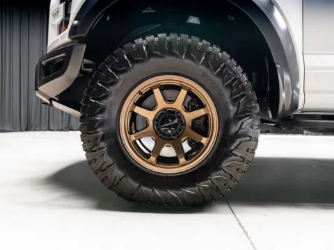 More photos of 2017 Ford F-150 Raptor at HyperCars, IN