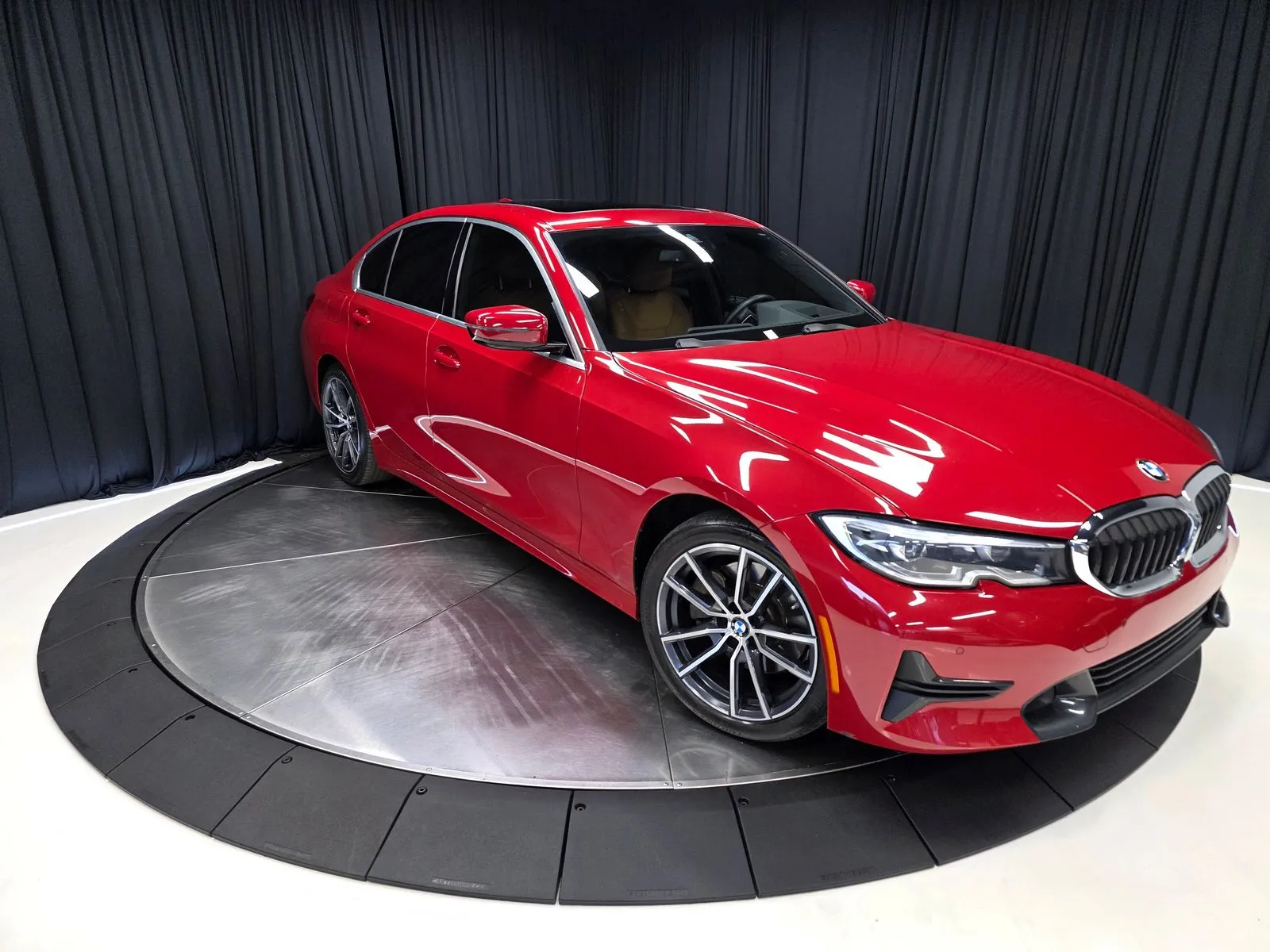 2022 BMW 3 Series 330i - Photo 16