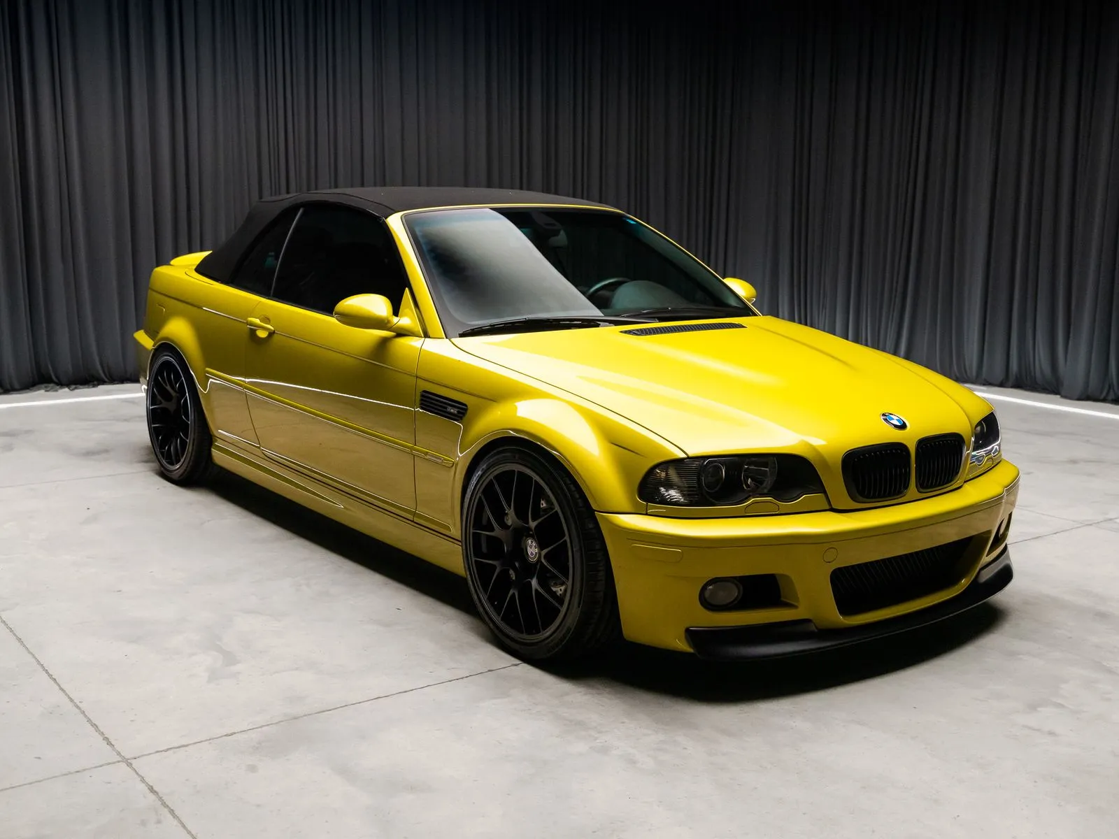 Photos of 2005 BMW M3 for sale in New Albany, IN at HyperCars