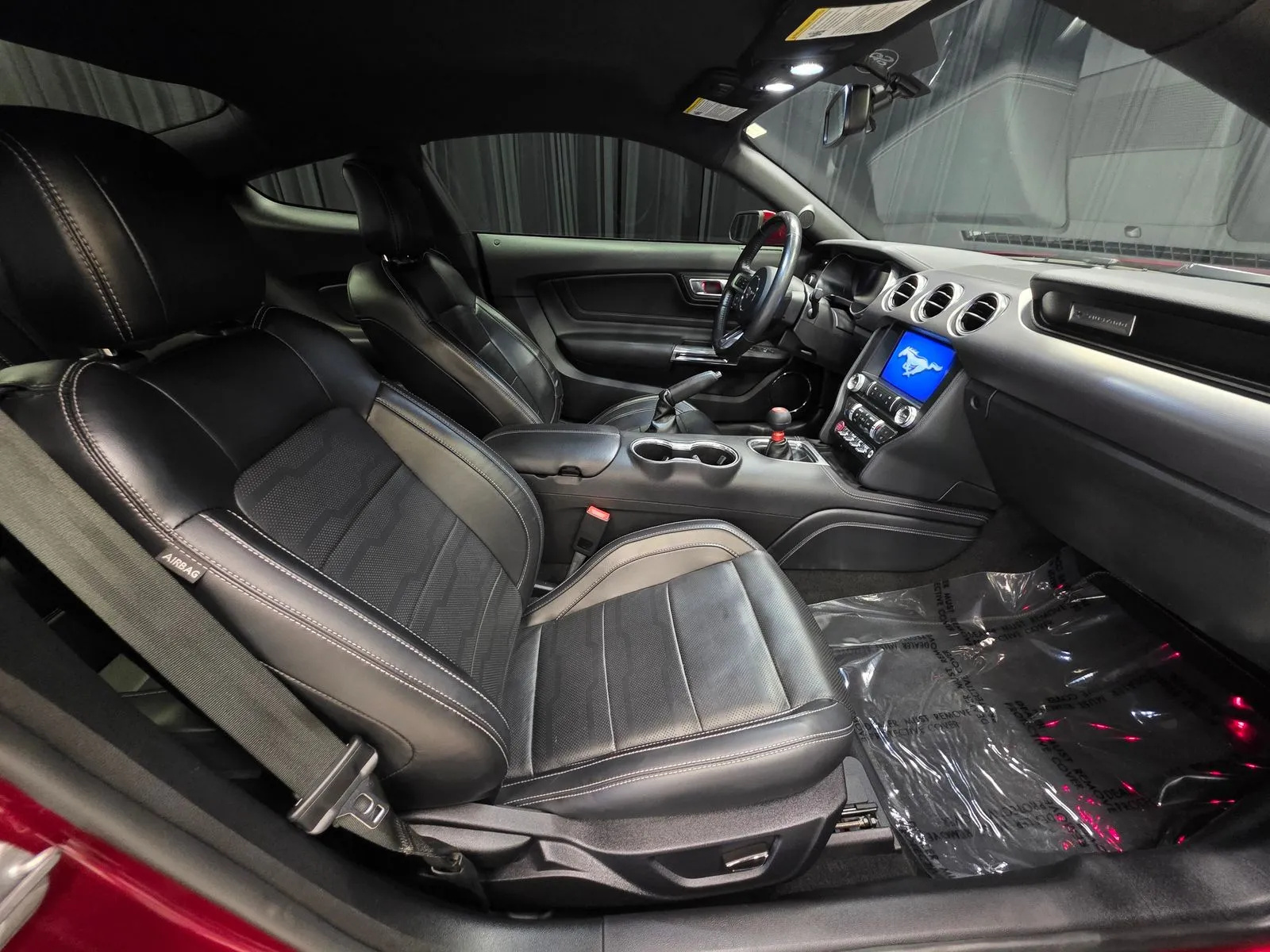 2019 Ford Mustang GT Premium - Photo 29