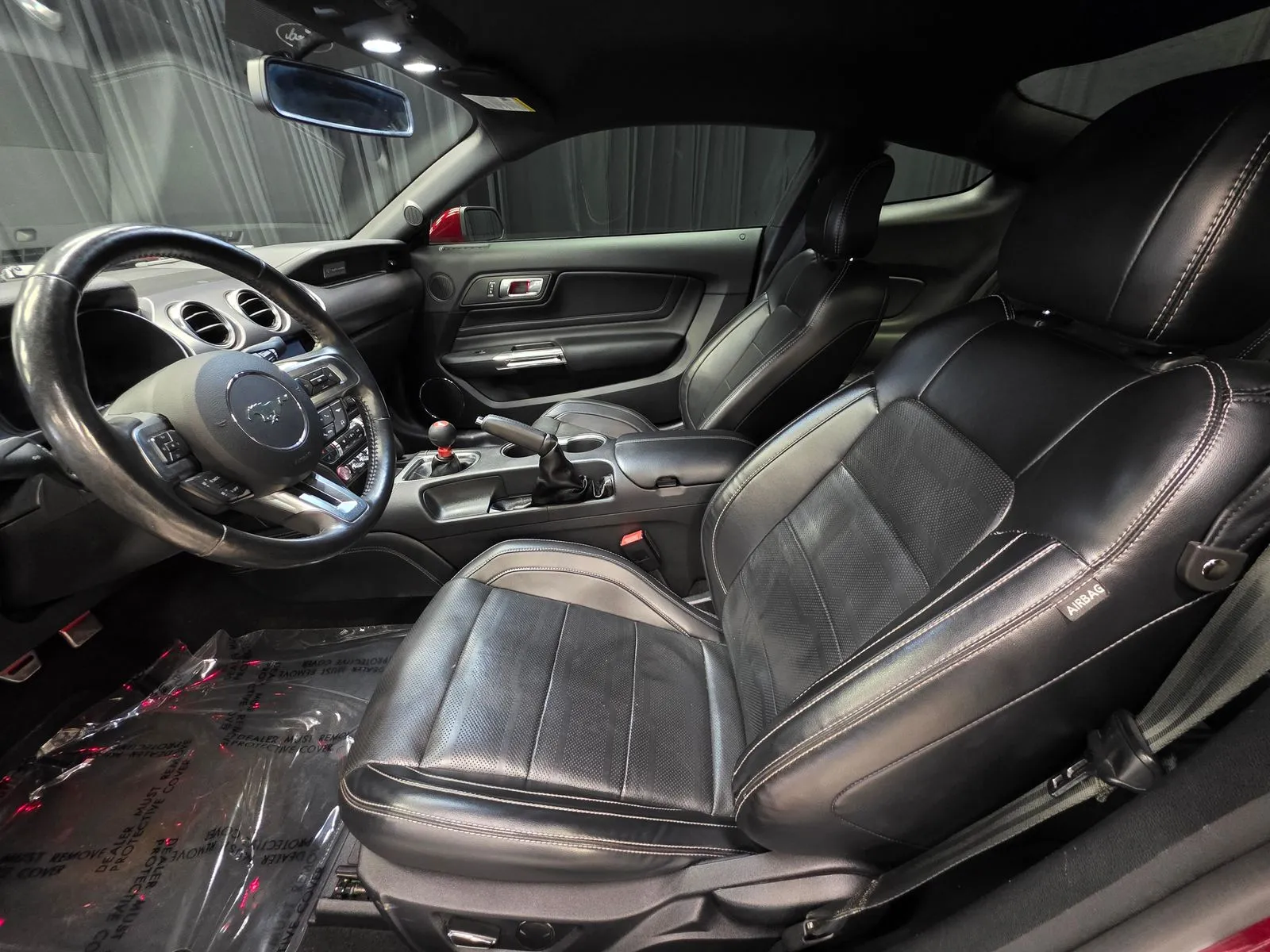 2019 Ford Mustang GT Premium - Photo 18