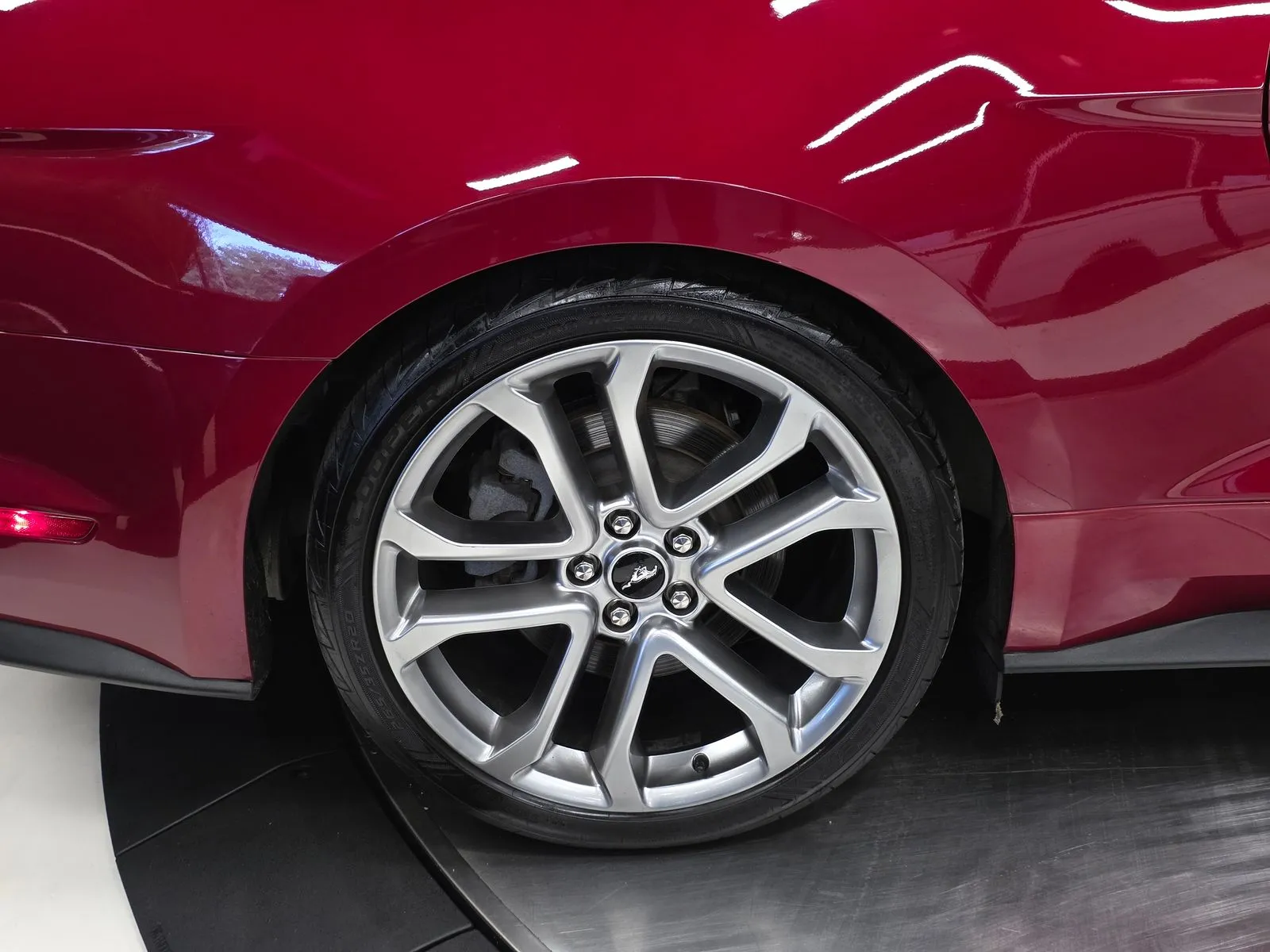 2019 Ford Mustang GT Premium - Photo 39