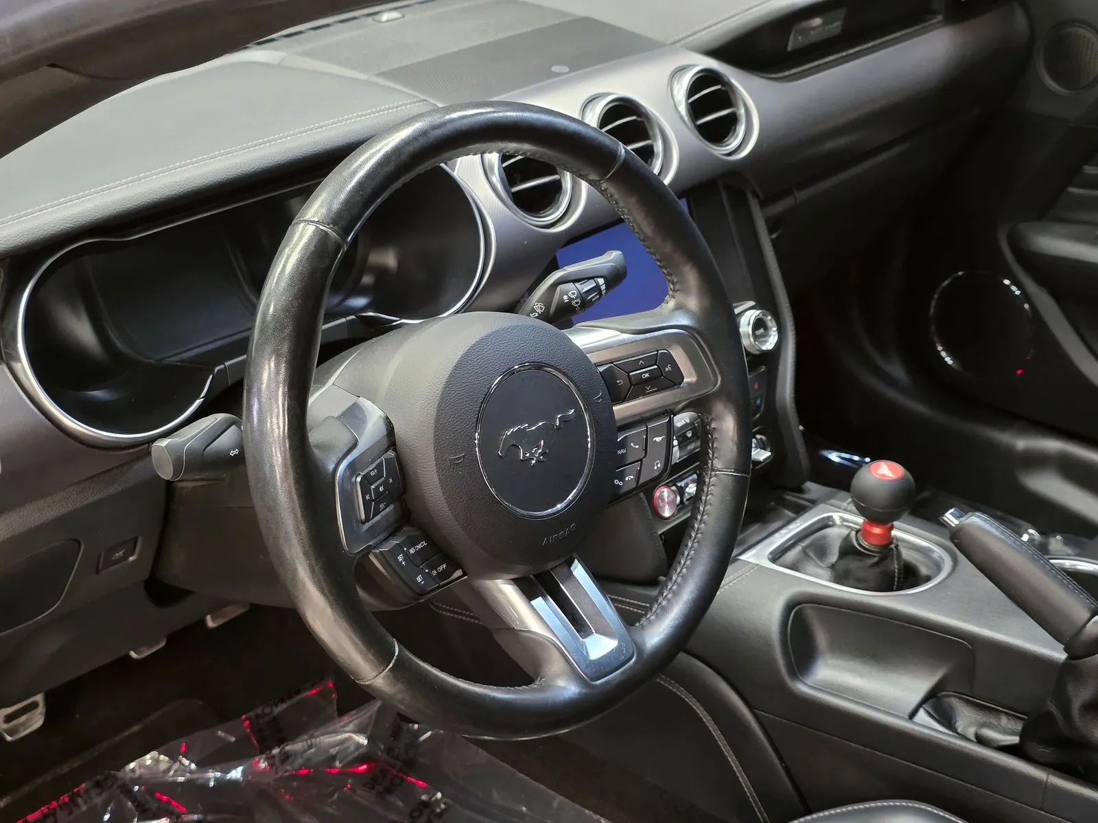 2019 Ford Mustang GT Premium - Photo 20
