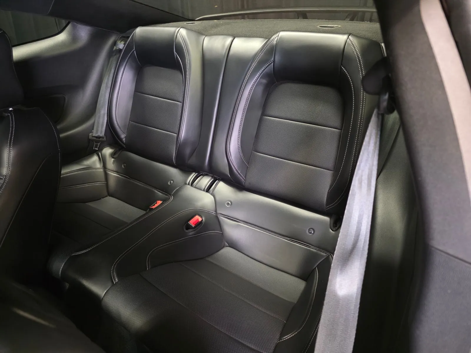 2019 Ford Mustang GT Premium - Photo 26