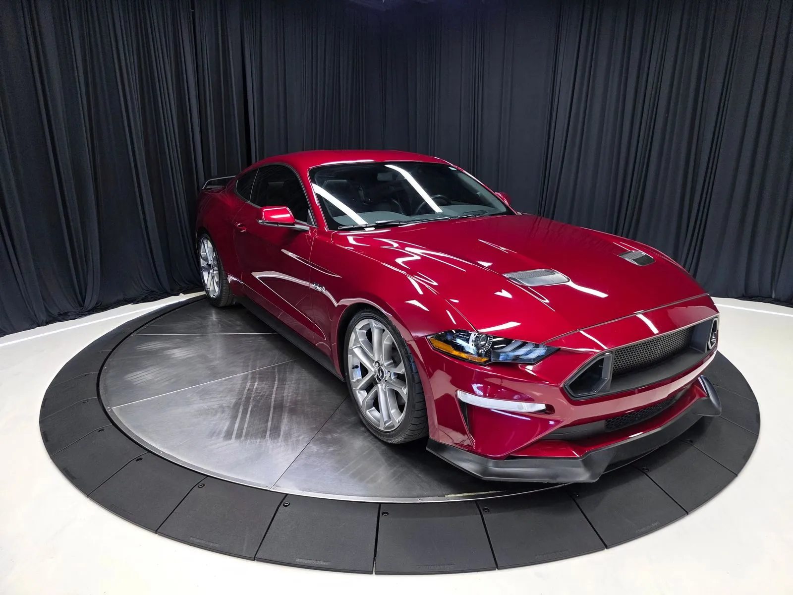 2019 Ford Mustang GT Premium - Photo 7