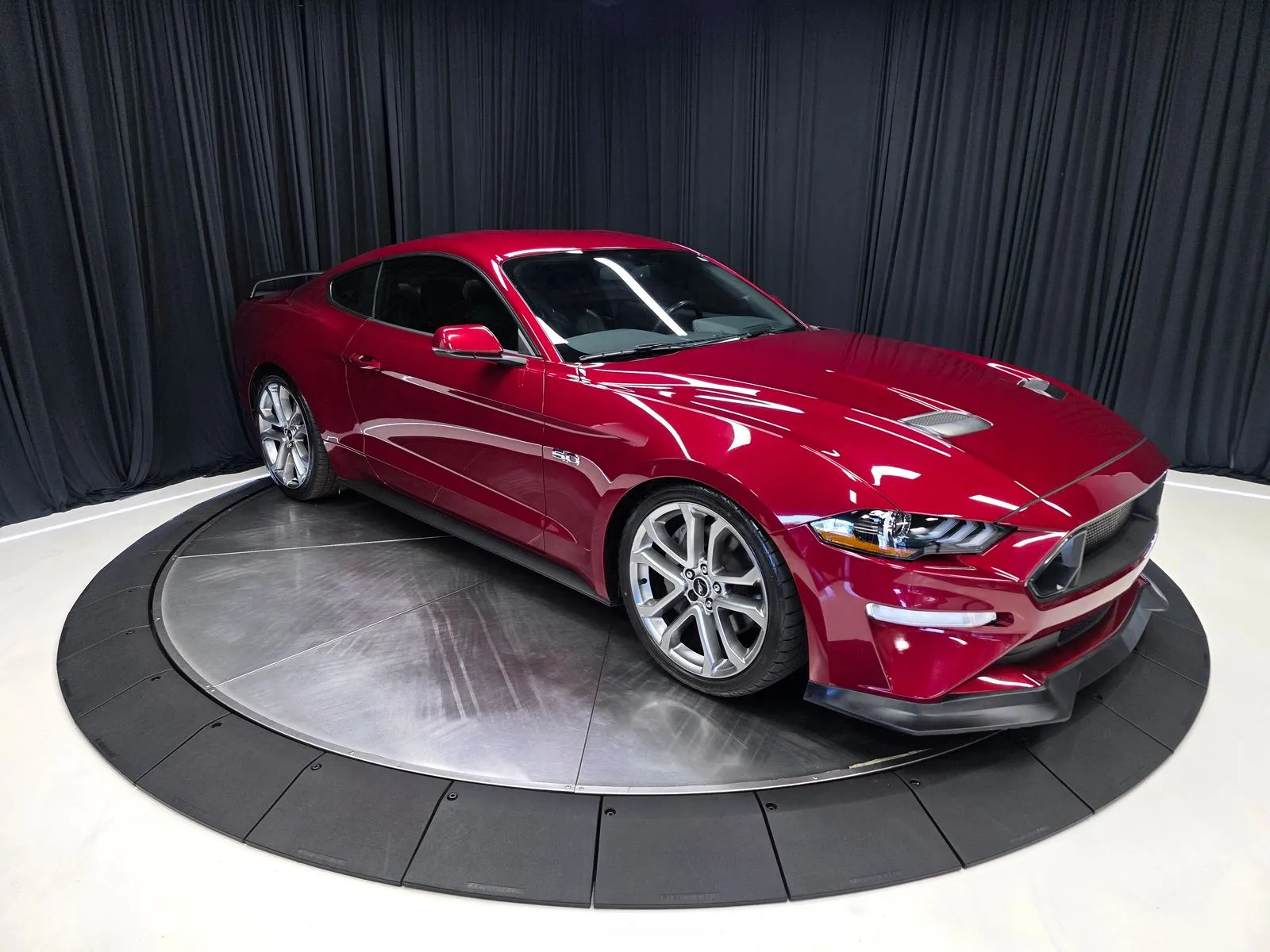 2019 Ford Mustang GT Premium - Photo 15