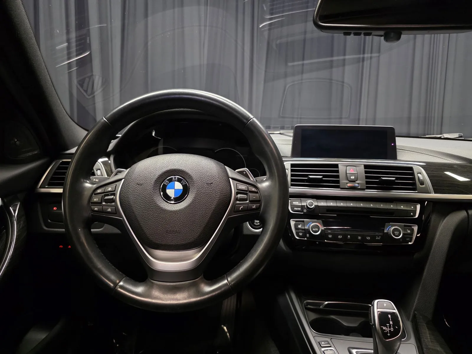 Photos of 2018 BMW 3 Series 340i xDrive for sale in New Albany, IN at HyperCars