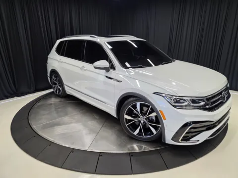 Another view of 2022 Volkswagen Tiguan 2.0T SEL R-Line for sale in New Albany, IN at HyperCars