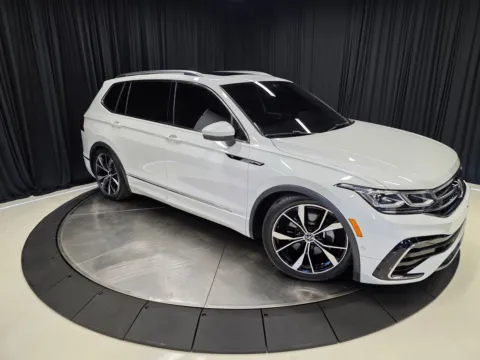 Photos of 2022 Volkswagen Tiguan 2.0T SEL R-Line for sale in New Albany, IN at HyperCars