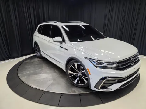 More photos of 2022 Volkswagen Tiguan 2.0T SEL R-Line at HyperCars, IN
