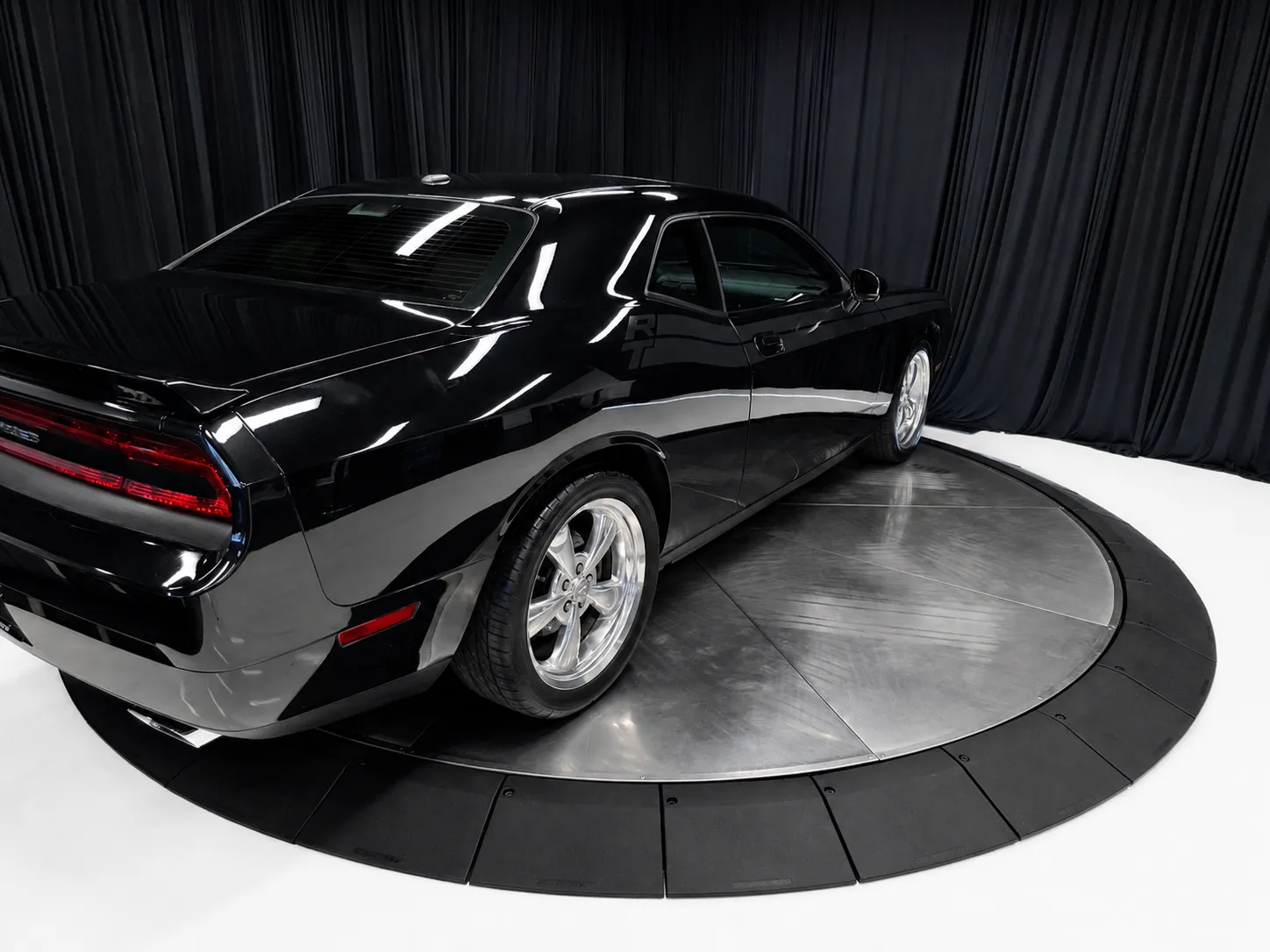 More photos of 2010 Dodge Challenger R/T at HyperCars, IN