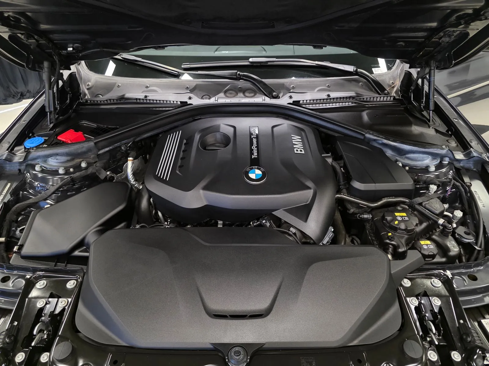 More photos of 2018 BMW 3 Series 330i at HyperCars, IN