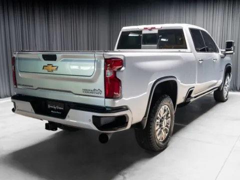 More photos of 2022 Chevrolet Silverado 3500HD High Country at HyperCars, IN