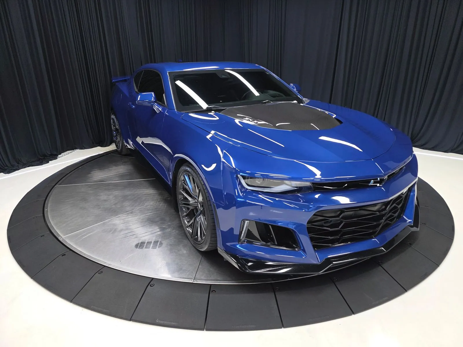 More photos of 2019 Chevrolet Camaro ZL1 at HyperCars, IN