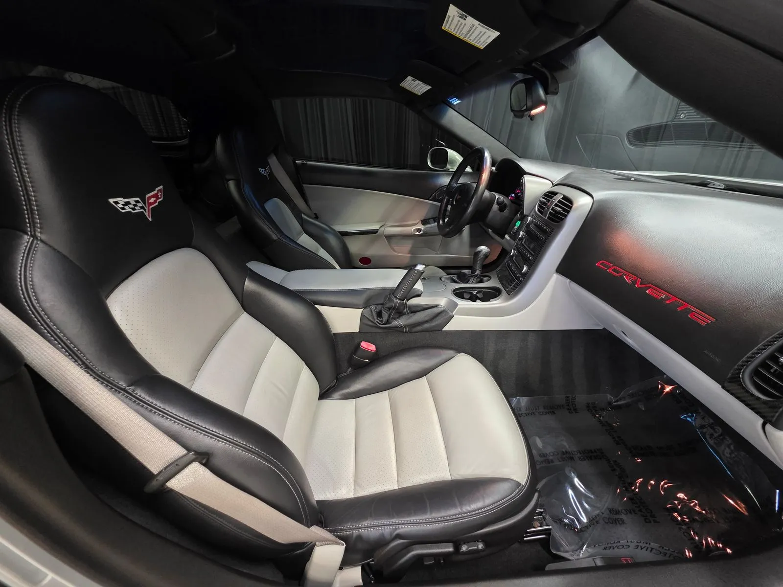 Photos of 2007 Chevrolet Corvette for sale in New Albany, IN at HyperCars
