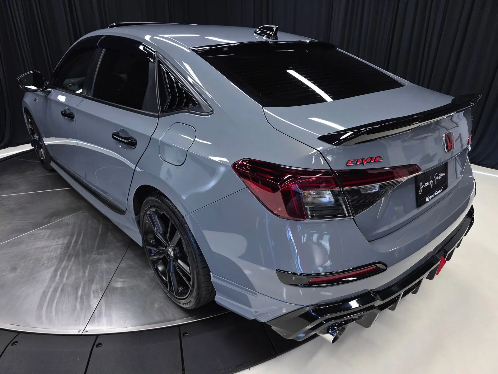 More photos of 2025 Honda Civic Si Si w/Summer Tires at HyperCars, IN