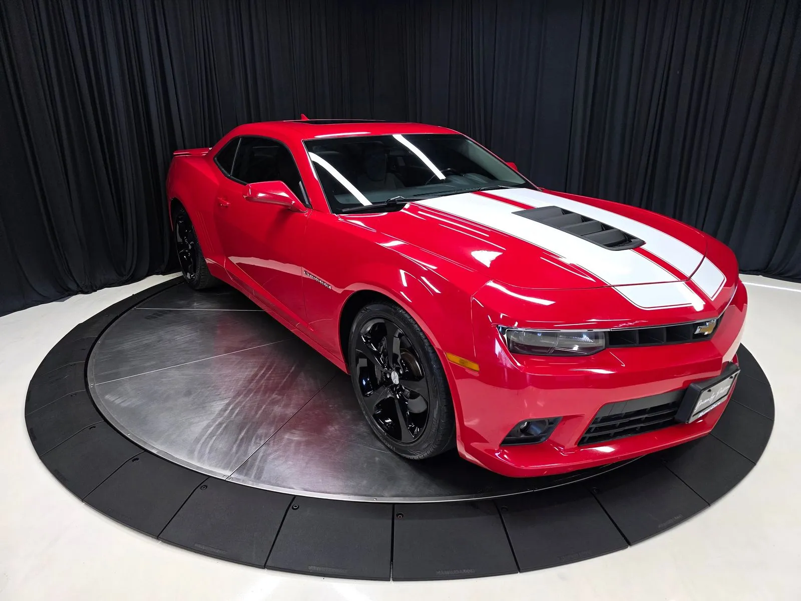 More photos of 2014 Chevrolet Camaro SS at HyperCars, IN