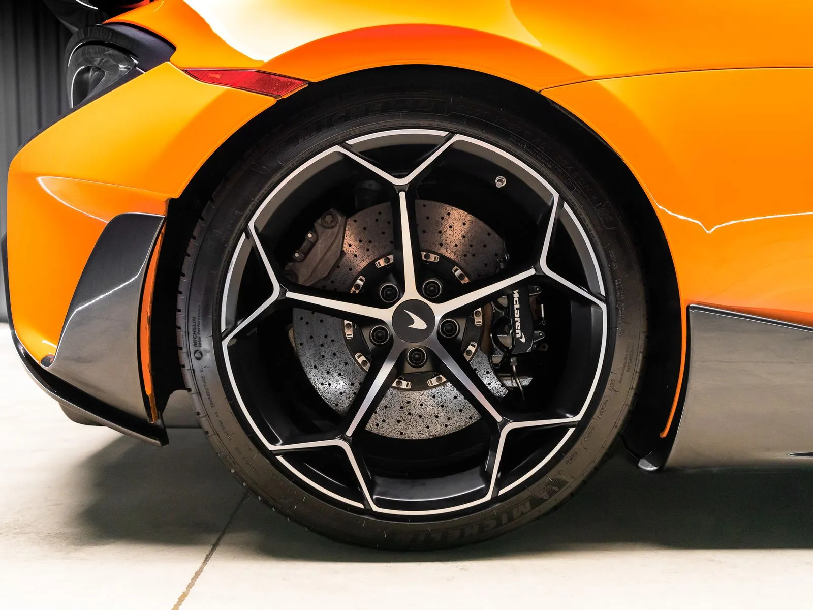 More photos of 2020 McLaren 600LT at HyperCars, IN
