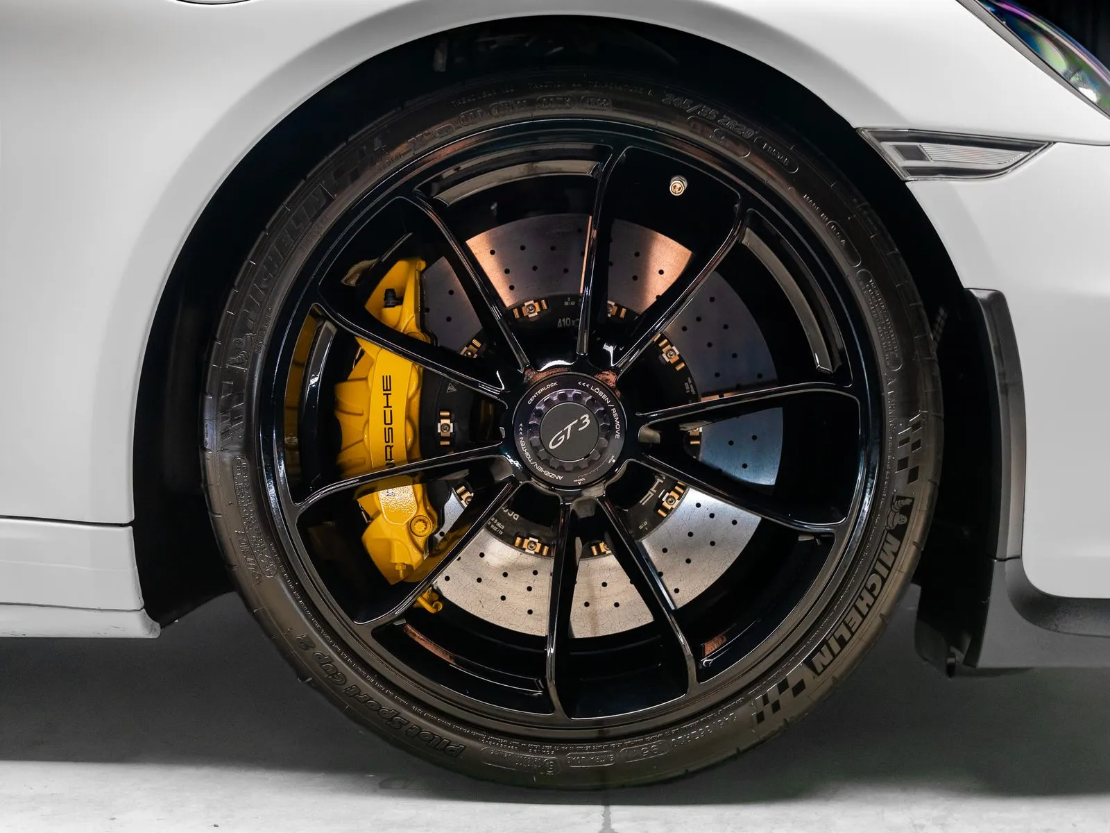 Photos of 2015 Porsche 911 GT3 for sale in New Albany, IN at HyperCars