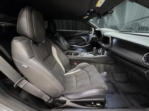 Photos of 2021 Chevrolet Camaro SS for sale in New Albany, IN at HyperCars