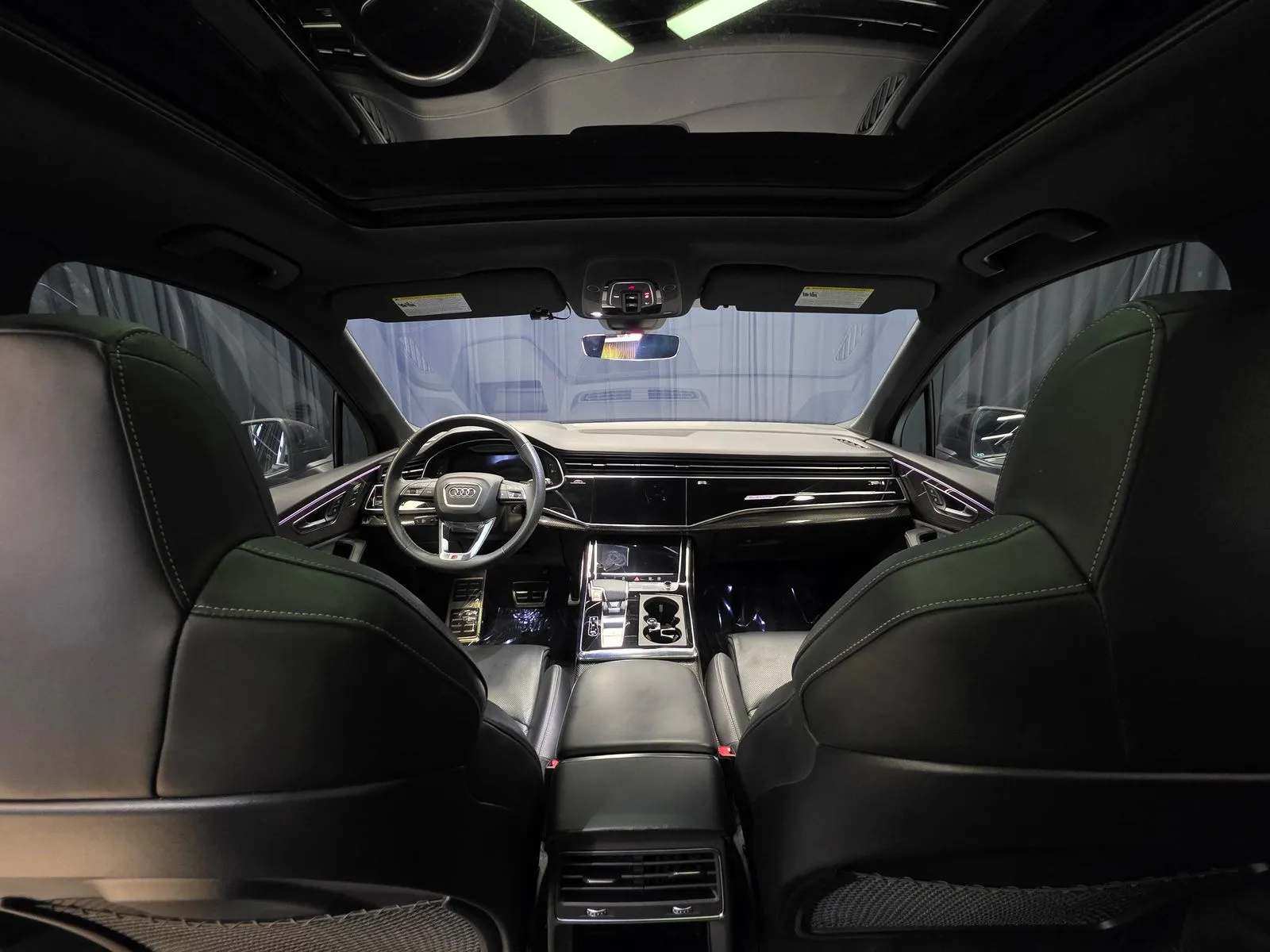 Photos of 2023 Audi SQ7 Prestige for sale in New Albany, IN at HyperCars