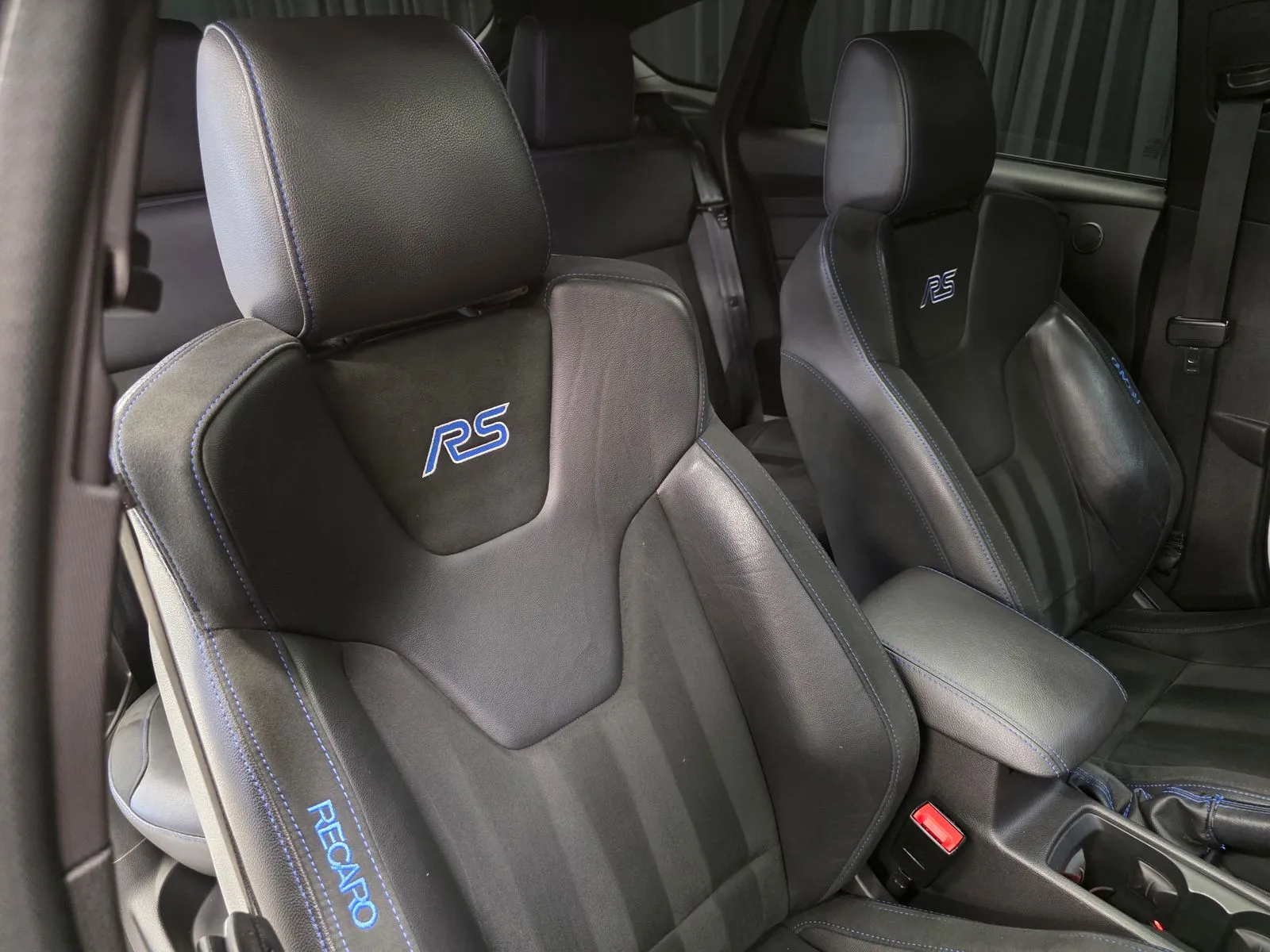 More photos of 2017 Ford Focus RS at HyperCars, IN