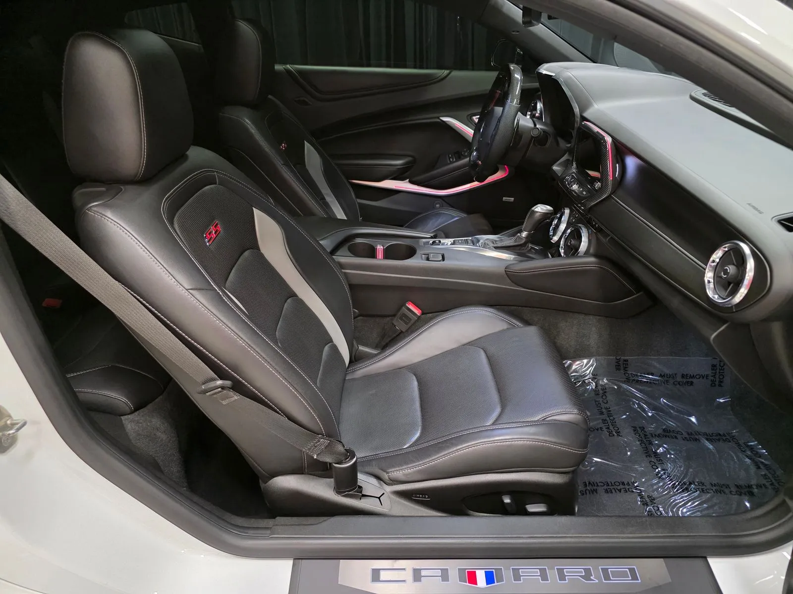 Photos of 2018 Chevrolet Camaro SS for sale in New Albany, IN at HyperCars