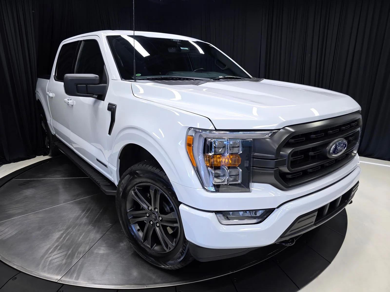 More photos of 2022 Ford F-150 XLT at HyperCars, IN
