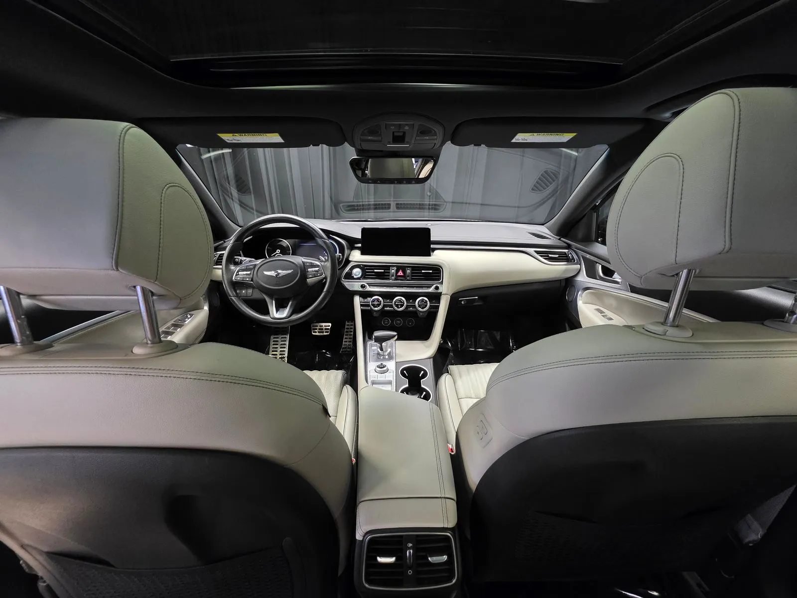 Photos of 2022 Genesis G70 3.3T for sale in New Albany, IN at HyperCars