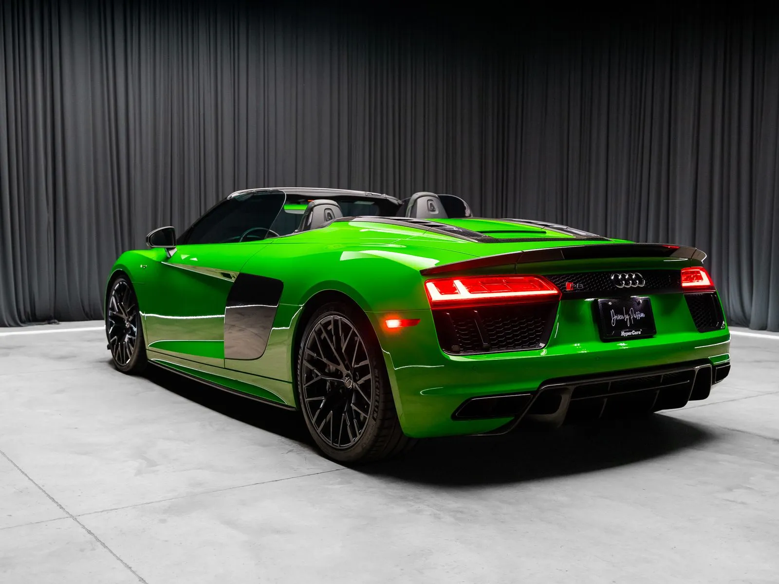 More photos of 2018 Audi R8 5.2 Plus at HyperCars, IN