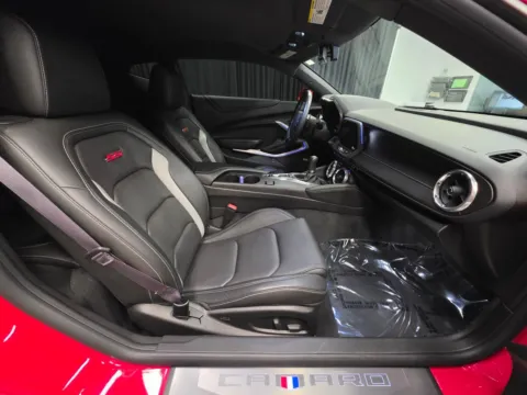 Photos of 2016 Chevrolet Camaro SS for sale in New Albany, IN at HyperCars