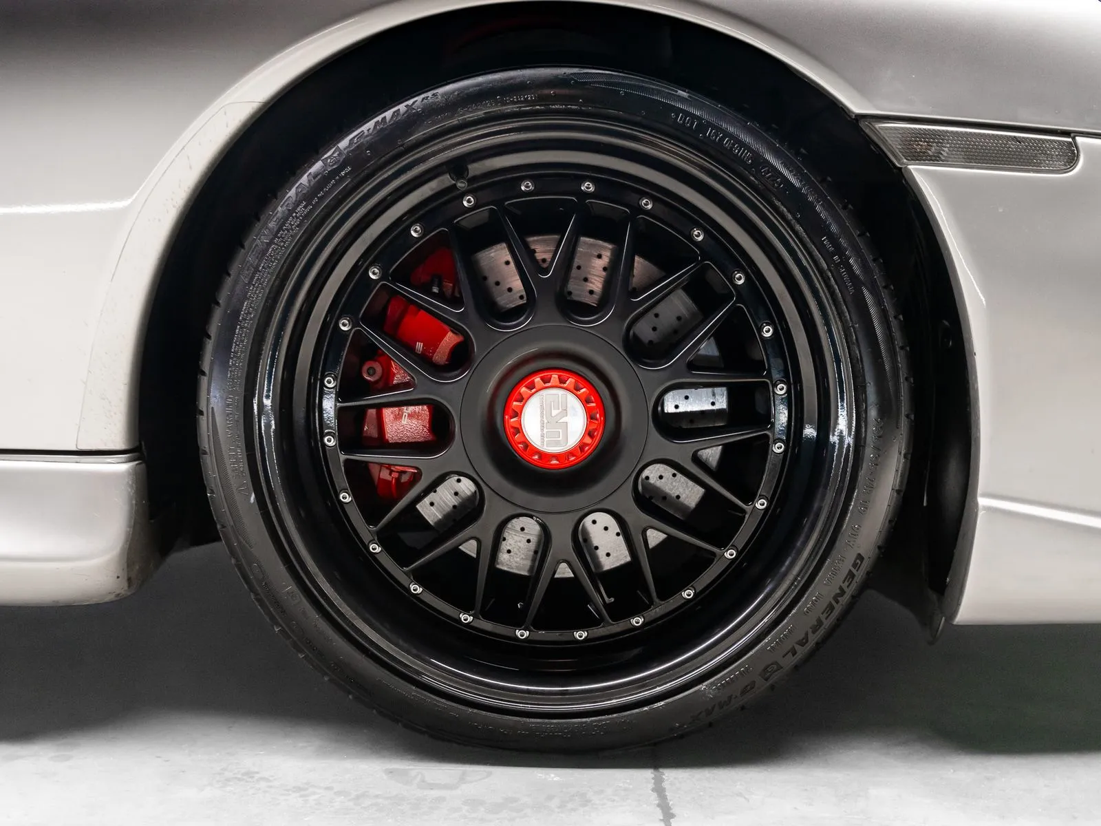 More photos of 2003 Porsche 911 Turbo at HyperCars, IN