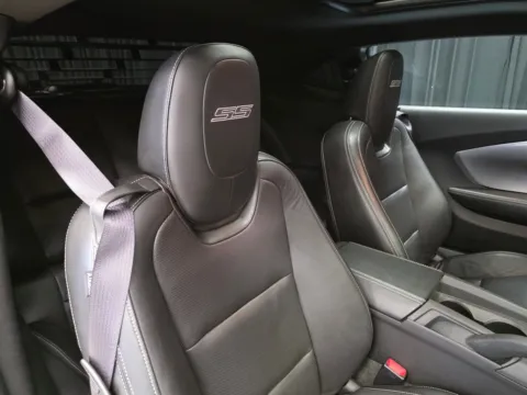 Photos of 2010 Chevrolet Camaro SS for sale in New Albany, IN at HyperCars