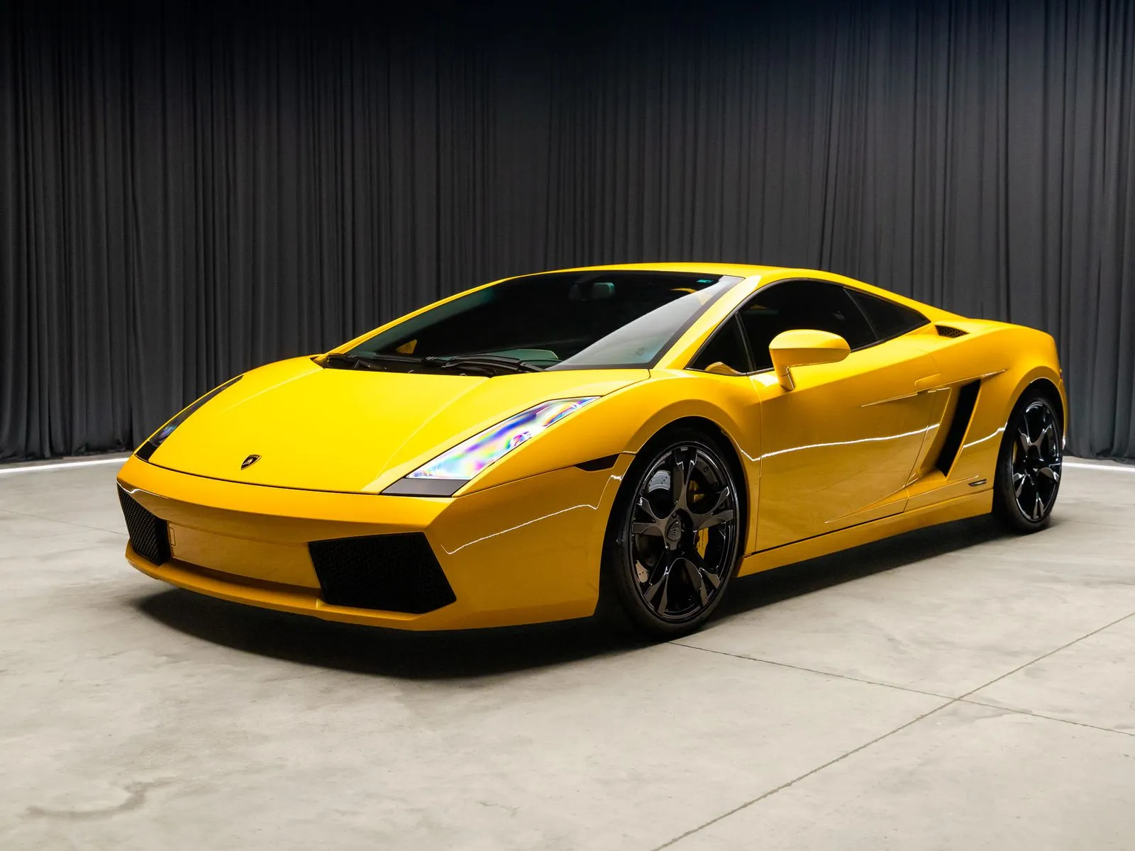 Photos of 2008 Lamborghini Gallardo for sale in New Albany, IN at HyperCars