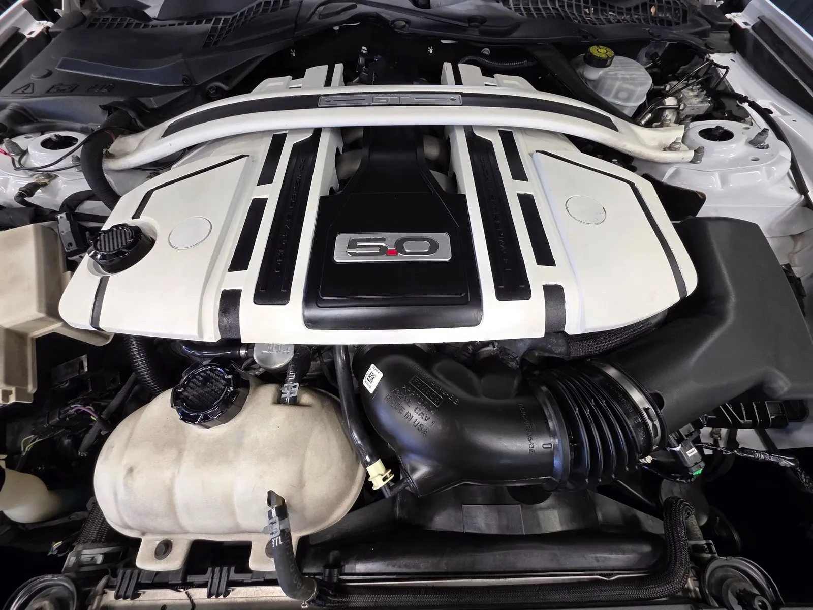 Another view of 2018 Ford Mustang GT Premium for sale in New Albany, IN at HyperCars