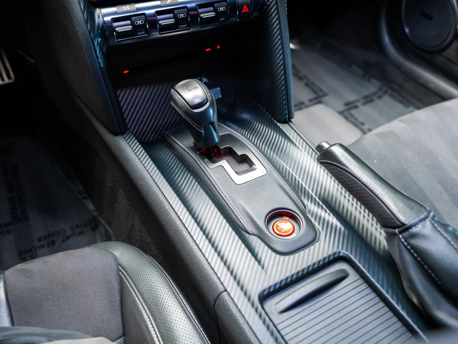 2015 Nissan GT-R Premium - Photo 55
