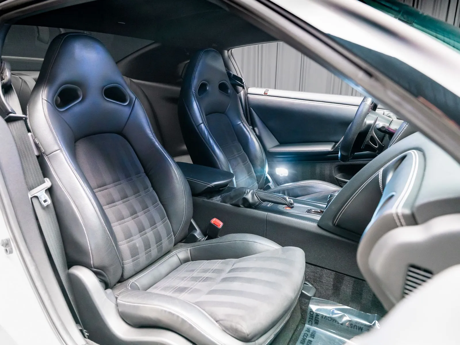 2015 Nissan GT-R Premium - Photo 61