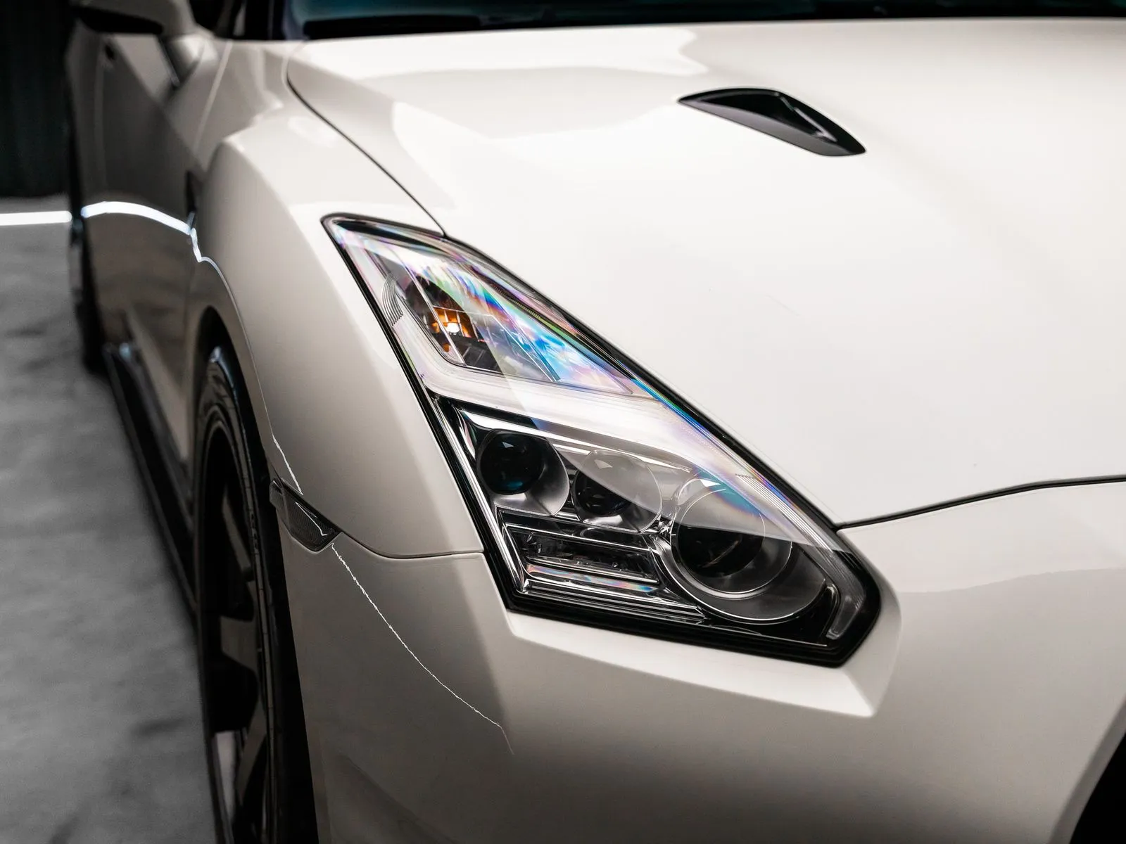 2015 Nissan GT-R Premium - Photo 18