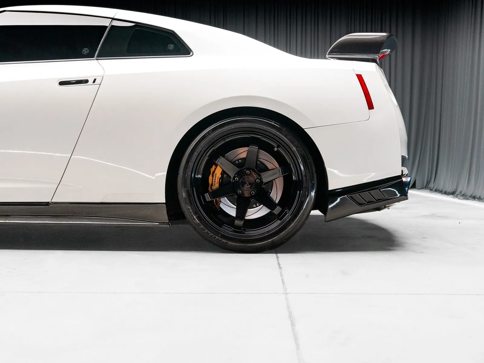 2015 Nissan GT-R Premium - Photo 40