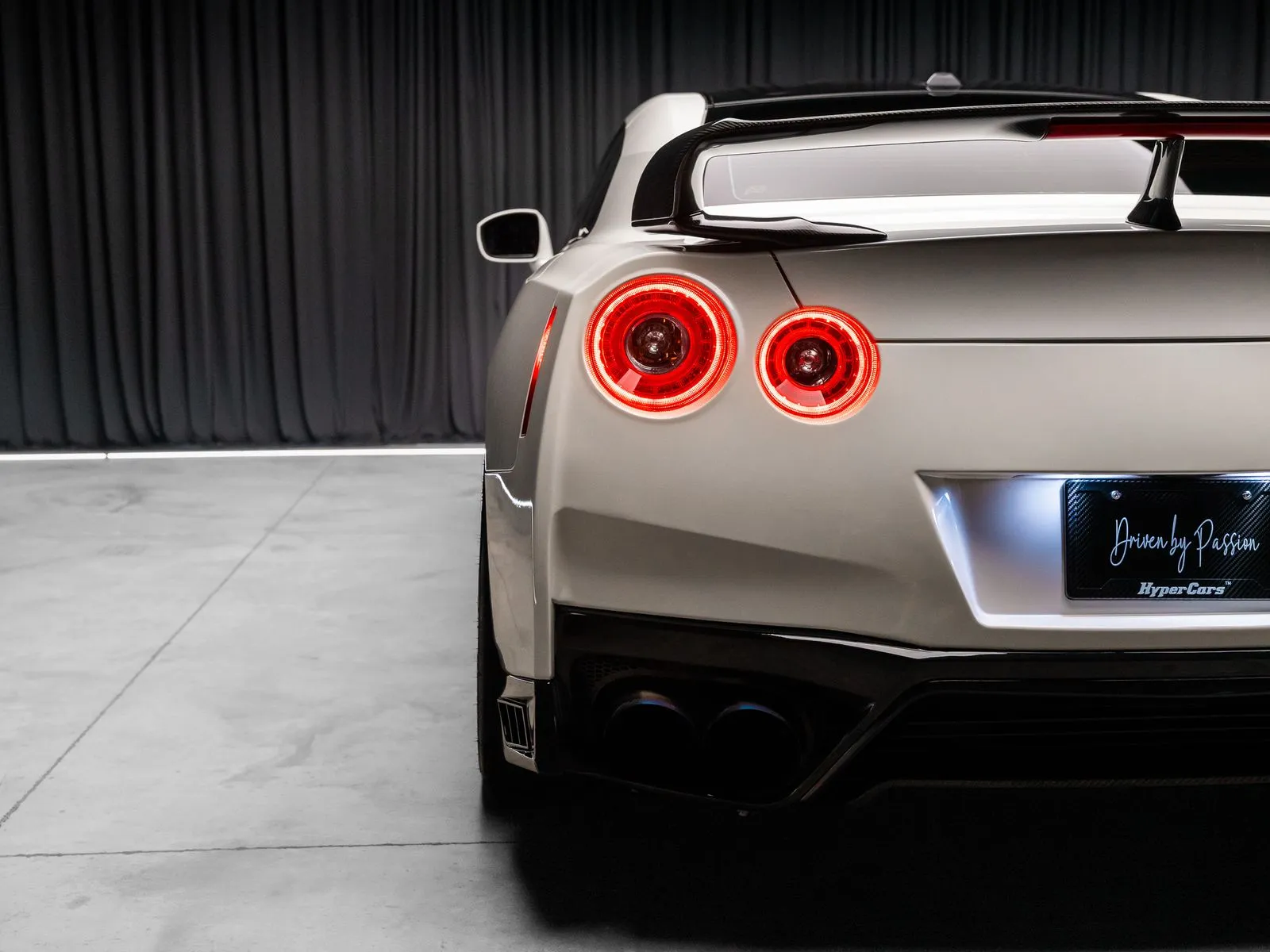 2015 Nissan GT-R Premium - Photo 34