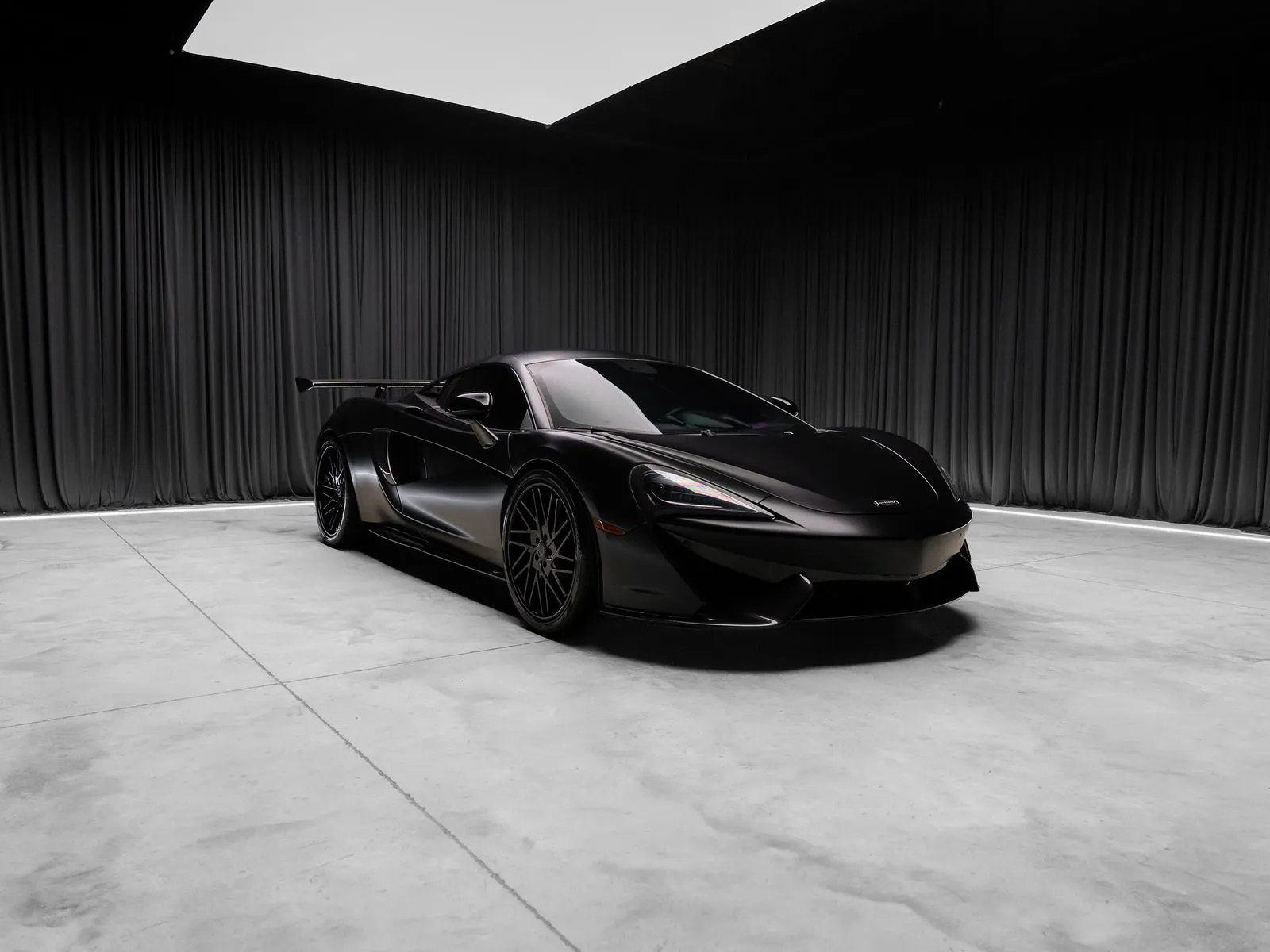 Photos of 2016 McLaren 570S for sale in New Albany, IN at HyperCars