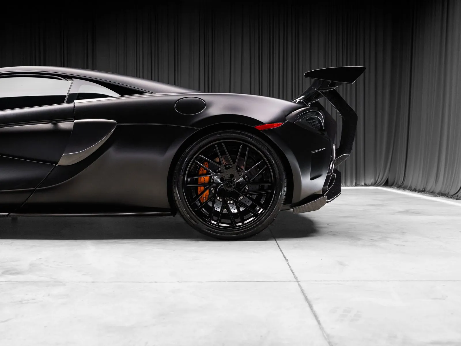 More photos of 2016 McLaren 570S at HyperCars, IN