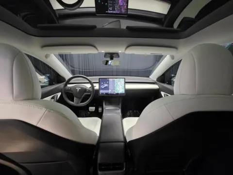 Photos of 2022 Tesla Model Y Performance for sale in New Albany, IN at HyperCars