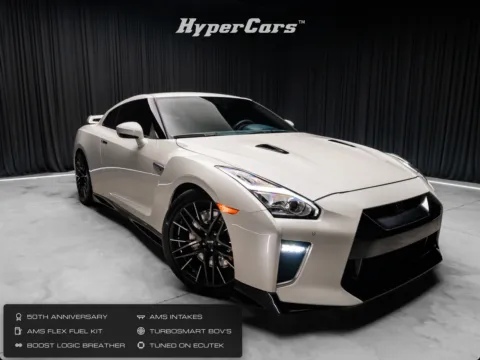 White 2020 Nissan GT-R Premium for sale in New Albany, IN