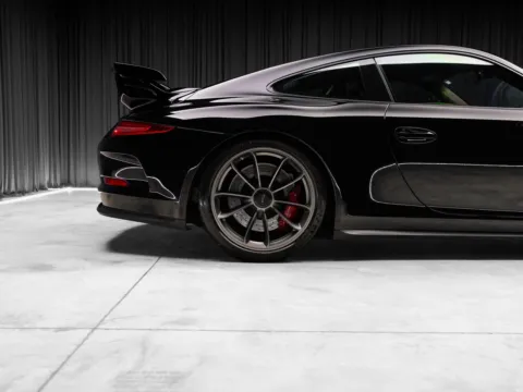 More photos of 2015 Porsche 911 GT3 at HyperCars, IN