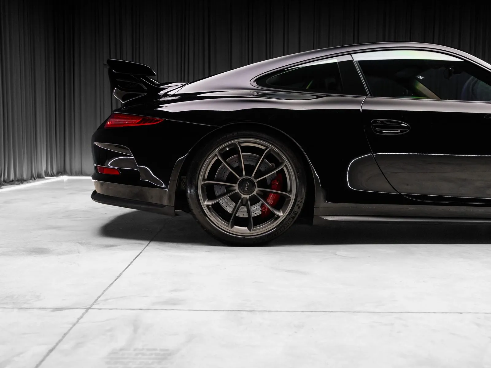 More photos of 2015 Porsche 911 GT3 at HyperCars, IN