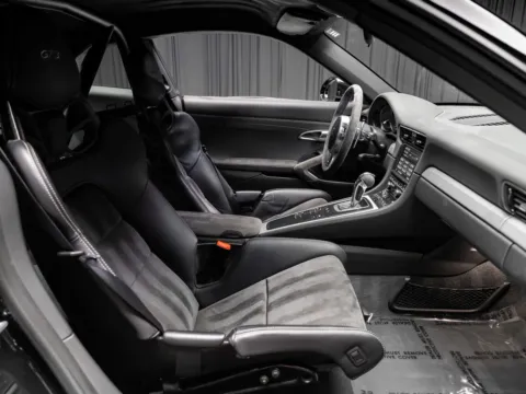 Photos of 2015 Porsche 911 GT3 for sale in New Albany, IN at HyperCars