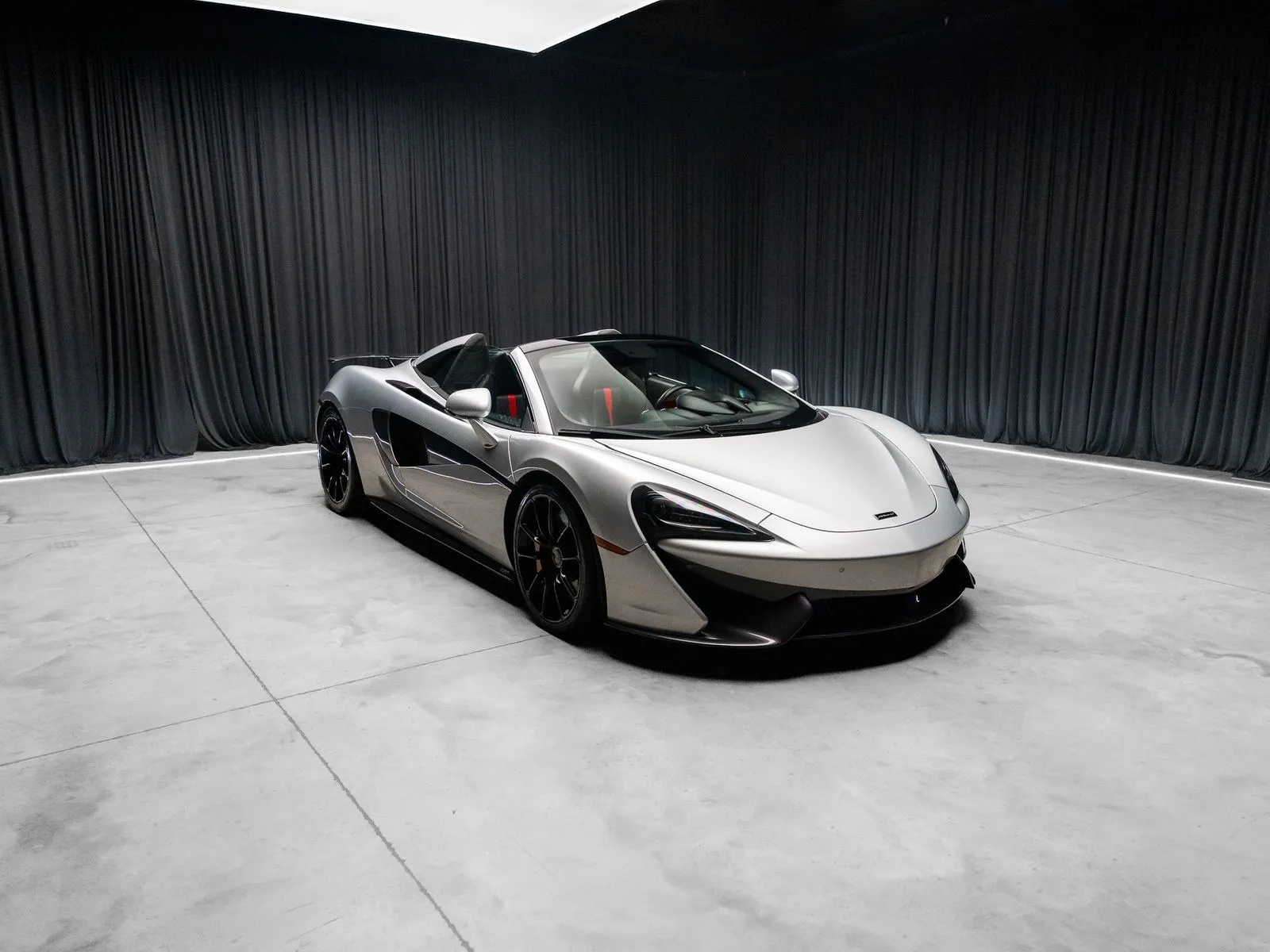 Photos of 2019 McLaren 570S for sale in New Albany, IN at HyperCars